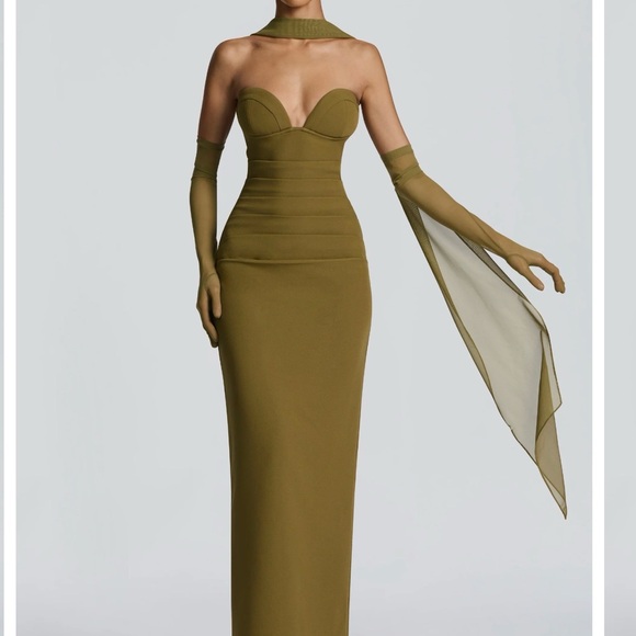 Babyboo Strapless Dress w Scarf - Picture 2 of 3